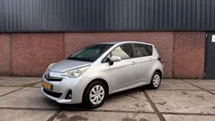 Gebruikt 2012 Toyota Verso-S MPV | € 9.995 (Eerlijke prijs)