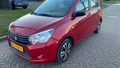 Rood Gebruikt 2016 Suzuki Celerio Comfort Hatchback | € 6.950 (Eerlijke prijs)
