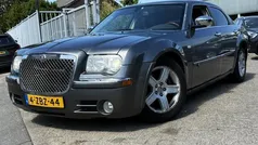 Grijs, metallic lak Gebruikt 2010 Chrysler 300C Platinum Sedan | € 3.950 (Super prijs)