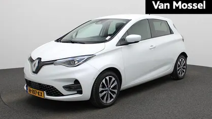 Wit Occasion 2020 Renault Zoe Intens Hatchback | € 11.900 (Eerlijke prijs)