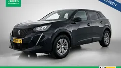 Zwart Gebruikt 2023 Peugeot 2008 Active SUV | € 22.340 (Goede deal)