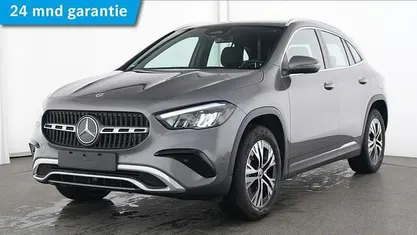 Berggrijs metaalkleur metallic Occasion 2024 Mercedes GLA250 SUV | € 43.945 (Goede deal)