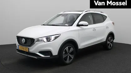Occasion MG ZS Luxury 105 kW (143 PK) 2020 Wit Sedan