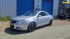 Grijs Gebruikt 2006 VW Eos Cabriolet | € 2.450 (Eerlijke prijs)