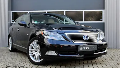 Zwart (metallic) Gebruikt 2007 Lexus LS600h Executive Line Sedan | € 20.950
