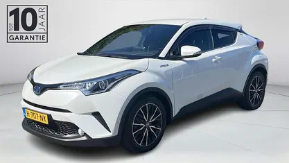 Gebruikt 2017 Toyota C-HR Executive SUV | € 17.775 (Eerlijke prijs)