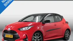 Rood Gebruikt 2021 Toyota Yaris Hybrid Edition Hatchback | € 22.450 (Eerlijke prijs)