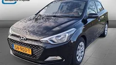 Zwart Gebruikt 2015 Hyundai i20 Hatchback | € 9.150 (Eerlijke prijs)