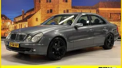 Grijs Gebruikt 2006 Mercedes E240 Avantgarde Sedan | € 5.950 (Eerlijke prijs)