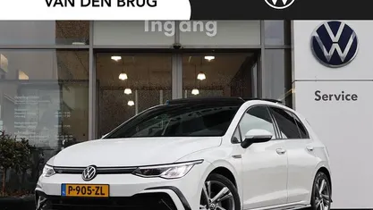 Occasion VW Golf VIII Business+ 131 PK (96 kW) 2022 Wit Hatchback