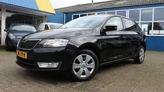 Zwart Gebruikt 2016 Skoda Rapid Ambition Hatchback | € 8.844 (Eerlijke prijs)