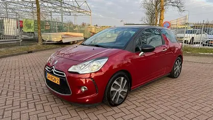Occasion Citroën DS3 So Chic 93 PK (68 kW) 2011 Rood (metallic) Hatchback