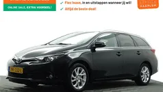 Zwart Gebruikt 2017 Toyota Auris Hybrid Stationwagen | € 14.900 (Eerlijke prijs)