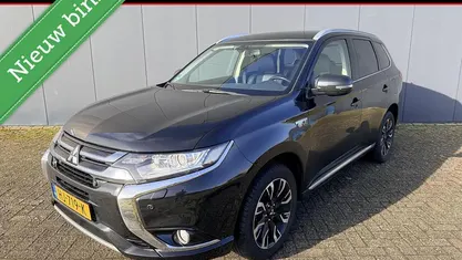 Occasion 2015 Mitsubishi Outlander P-HEV Edition SUV | € 12.450 (Eerlijke prijs)