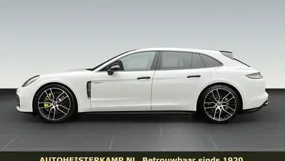 Wit Gebruikt 2023 Porsche Panamera Platinum Edition Stationwagen | € 104.950 (Eerlijke prijs)