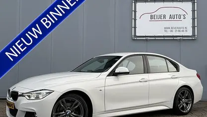 Occasion 2018 BMW 318 Executive Sedan | € 19.795 (Eerlijke prijs)