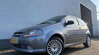 Occasion Chevrolet Kalos 72 PK (52 kW) 2007 Grijs Hatchback