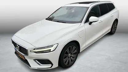 Gebruikt 2021 Volvo V60 Inscription Stationwagen | € 29.899 (Eerlijke prijs)