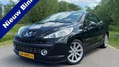 Zwart, metallic lak Gebruikt 2009 Peugeot 207 CC Roland Garros Cabriolet | € 4.950 (Eerlijke prijs)