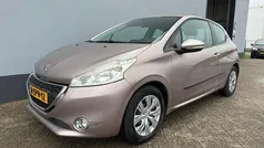 Gebruikt 2014 Peugeot 208 Active Hatchback | € 6.450 (Goede deal)