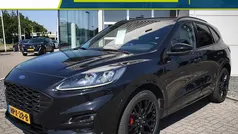 Zwart Gebruikt 2023 Ford Kuga ST-Line SUV | € 28.935 (Eerlijke prijs)