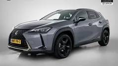Grijs Gebruikt 2022 Lexus UX 250h Business Edition SUV | € 34.950 (Eerlijke prijs)