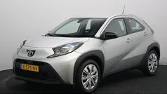 Grijs Gebruikt 2023 Toyota Aygo Play Hatchback | € 17.645 (Goede deal)