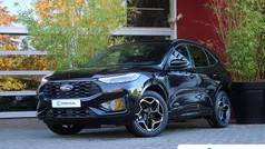 Zwart Gebruikt 2024 Ford Kuga ST-Line SUV | € 40.845 (Eerlijke prijs)