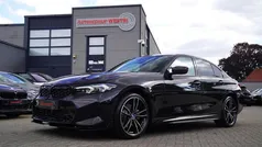 Zwart Gebruikt 2024 BMW 330 M Sport Sedan | € 47.995 (Eerlijke prijs)