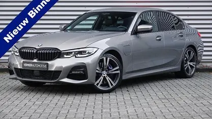 Gebruikt 2020 BMW 330 M Sport Sedan | € 32.900 (Eerlijke prijs)