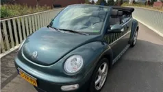 Groen Gebruikt 2005 VW Beetle Comfortline Cabriolet | € 2.449 (Goede deal)