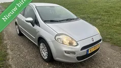 Grijs Occasion 2015 Fiat Punto Active Hatchback | € 3.250 (Goede deal)
