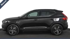 Zwart Gebruikt 2021 Volvo XC40 R-Design SUV | € 35.950 (Eerlijke prijs)