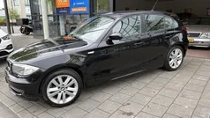 Zwart Gebruikt 2010 BMW 116 Hatchback | € 6.995 (Eerlijke prijs)