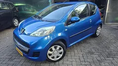 Blauw Gebruikt 2010 Peugeot 107 Hatchback | € 3.450 (Eerlijke prijs)
