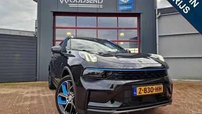 Zwart Occasion 2024 Lynk & Co 01 SUV | € 29.995 (Eerlijke prijs)