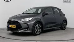 Gebruikt 2020 Toyota Yaris Hybrid Hatchback | € 20.745 (Eerlijke prijs)
