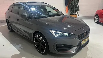 Grijs Gebruikt 2024 Cupra Leon Stationwagen | € 25.950 (Goede deal)