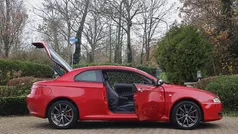 Rood Gebruikt 2003 Alfa Romeo GT Distinctive Coupé | € 950 (Goede deal)