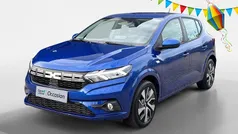 Gebruikt 2024 Dacia Sandero Expression Hatchback | € 16.935 (Eerlijke prijs)