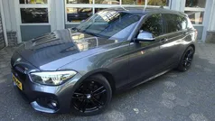 Grijs Gebruikt 2019 BMW 118 Executive Hatchback | € 16.750 (Super prijs)