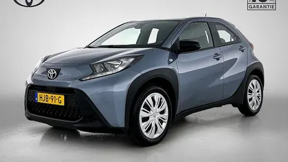 Gebruikt 2025 Toyota Aygo X Play SUV | € 19.445 (Eerlijke prijs)