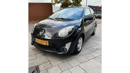 Occasion 2010 Renault Twingo Authentique Hatchback | € 2.295 (Eerlijke prijs)