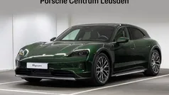 Groen, metallic lak Nieuw 2025 Porsche Taycan Cross Turismo Sedan | € 141.572 (Super prijs)