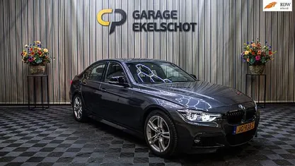 Gebruikt 2016 BMW 330 M Sport Sedan | € 13.990 (Eerlijke prijs)