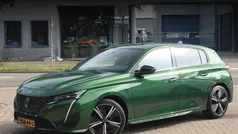 Groen Gebruikt 2023 Peugeot 308 GT Hatchback | € 24.945 (Eerlijke prijs)