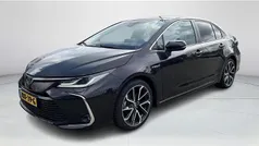Bruin Gebruikt 2020 Toyota Corolla Executive Sedan | € 22.880 (Eerlijke prijs)