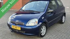 Blauw Gebruikt 2003 Toyota Yaris Hatchback | € 1.495 (Eerlijke prijs)