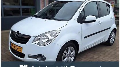 Wit Occasion 2012 Opel Agila Edition Hatchback | € 6.350 (Eerlijke prijs)
