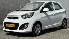 Wit Gebruikt 2013 Kia Picanto Comfort Hatchback | € 7.485 (Eerlijke prijs)